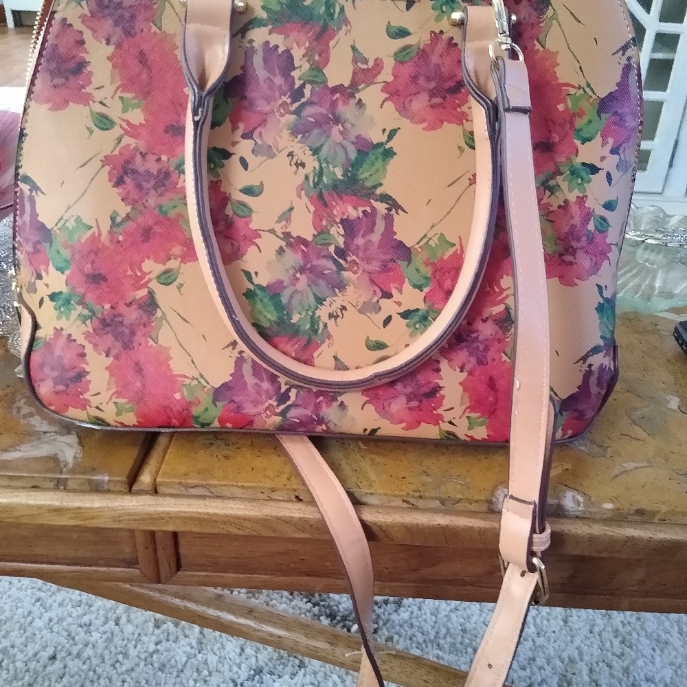 Adrienne Vittadini Purse